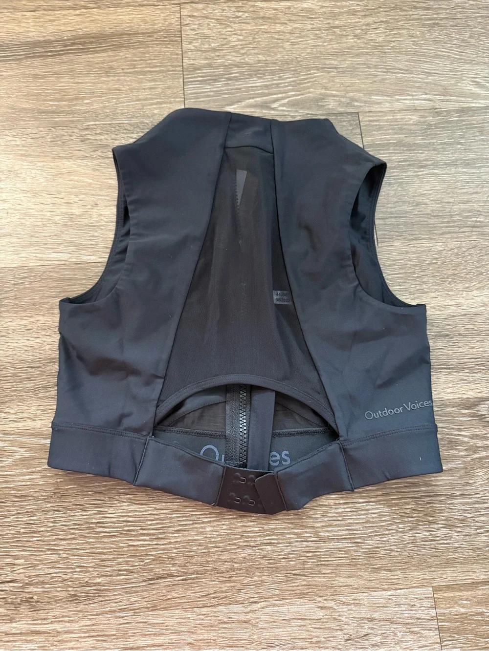 NWT Outdoor Voices STW Zip Front Bra Black